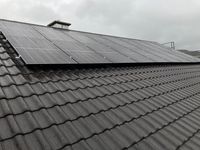 PV Fotovoltaik Modulaufbau mit Dachsanierung